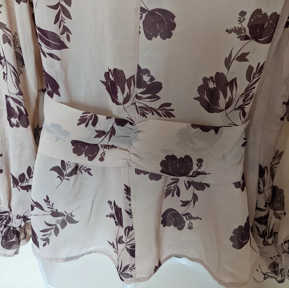Blouse - Picture 3 of 4